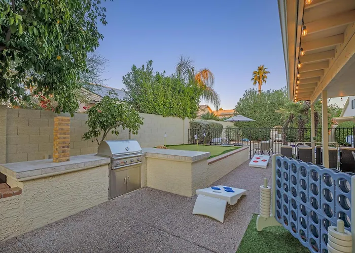 Basketball Game, Heated Pool, Game Room, Holiday home Phoenix