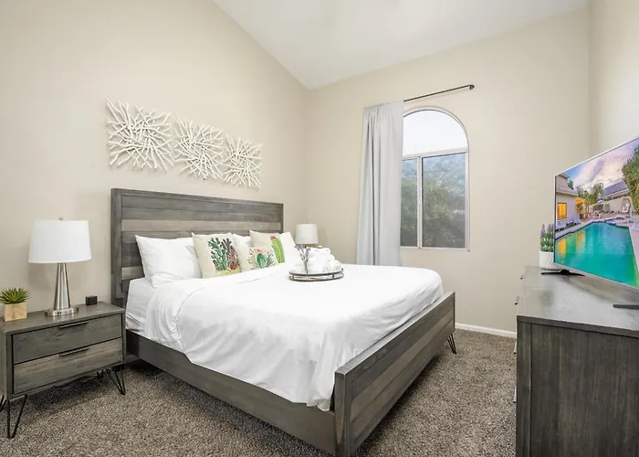 Basketball Game, Heated Pool, Game Room, * Phoenix