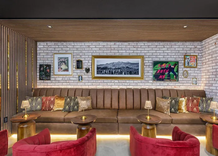 Basketball Game, Heated Pool, Game Room, Phoenix